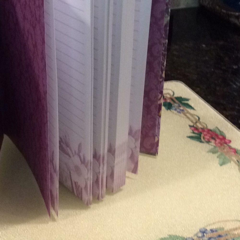 Notebook with beautiful gem on corner - Picture 4 of 4